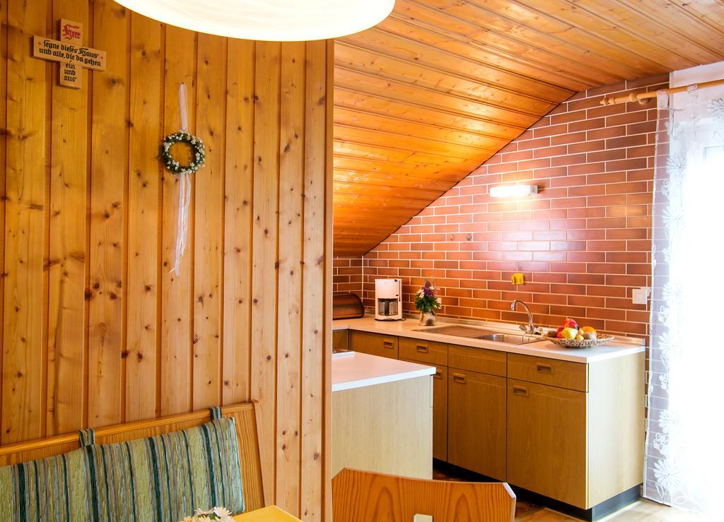 Ferienhaus Endl フライウング 部屋 写真